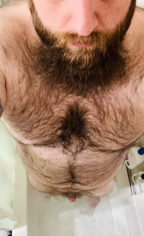 This hairy Dad needs a bath 36m