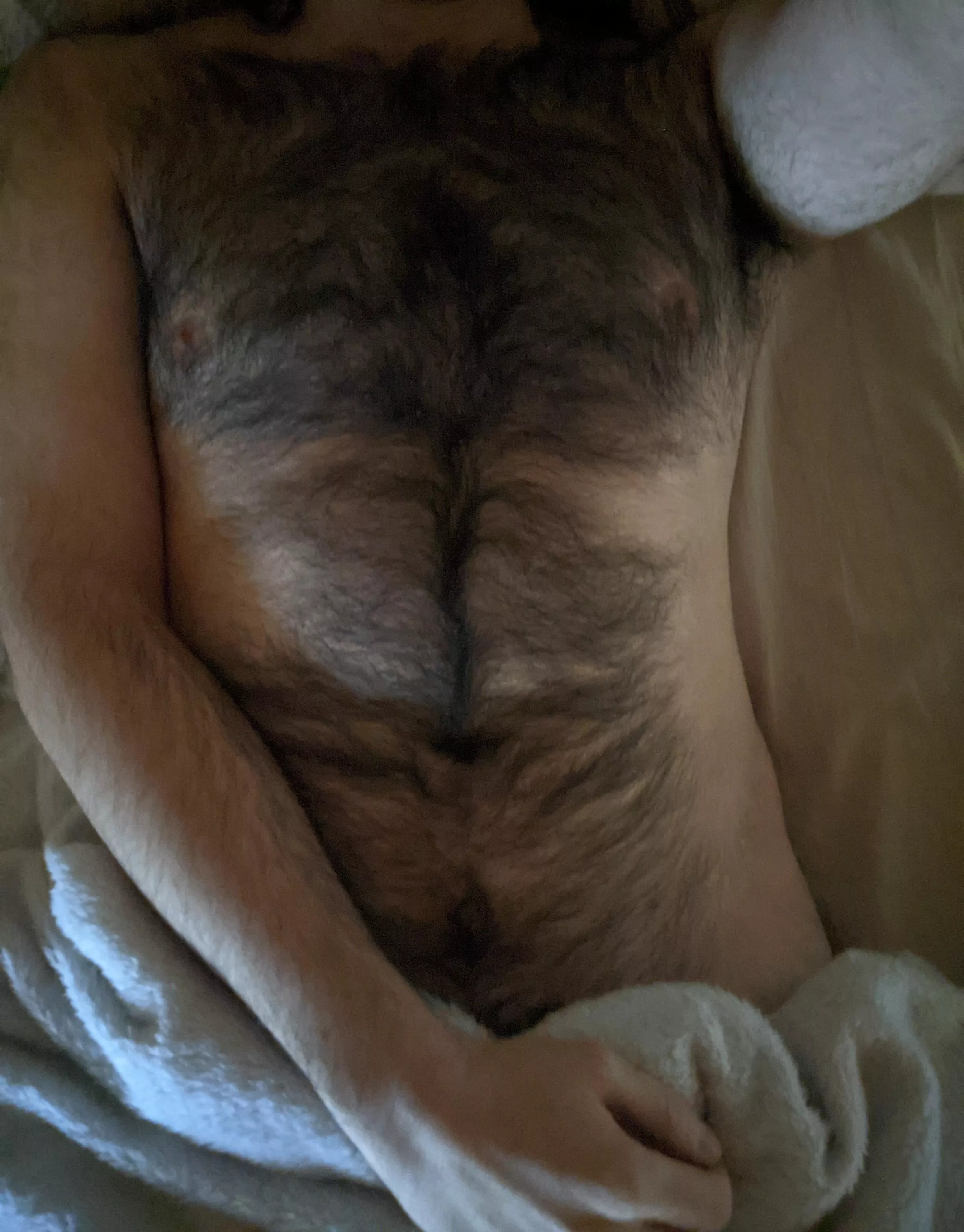 Today is a very cloudy and foggy day, lets squeeze in bed together