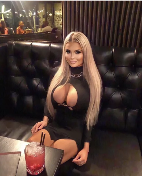 Waiter took the pic apparently, wonder what he was looking at