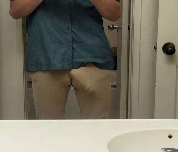 what would you do if this caught ur attention? dm me