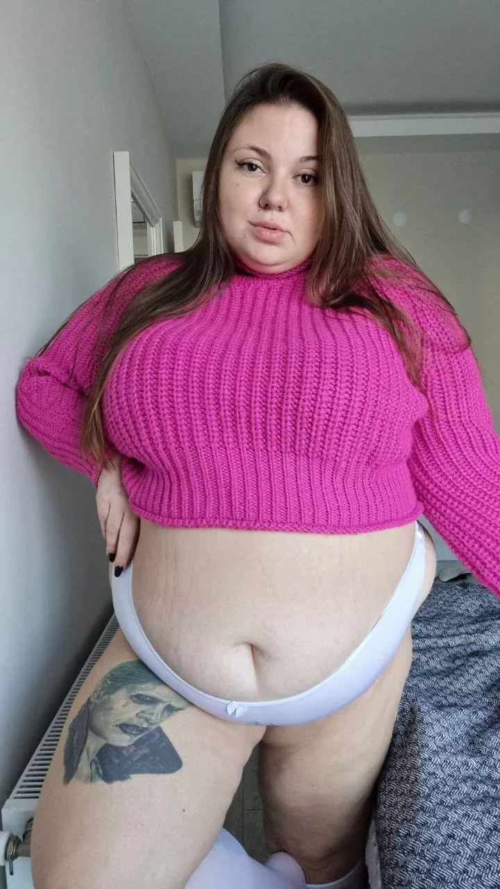 would you give kisses to my fat belly?
