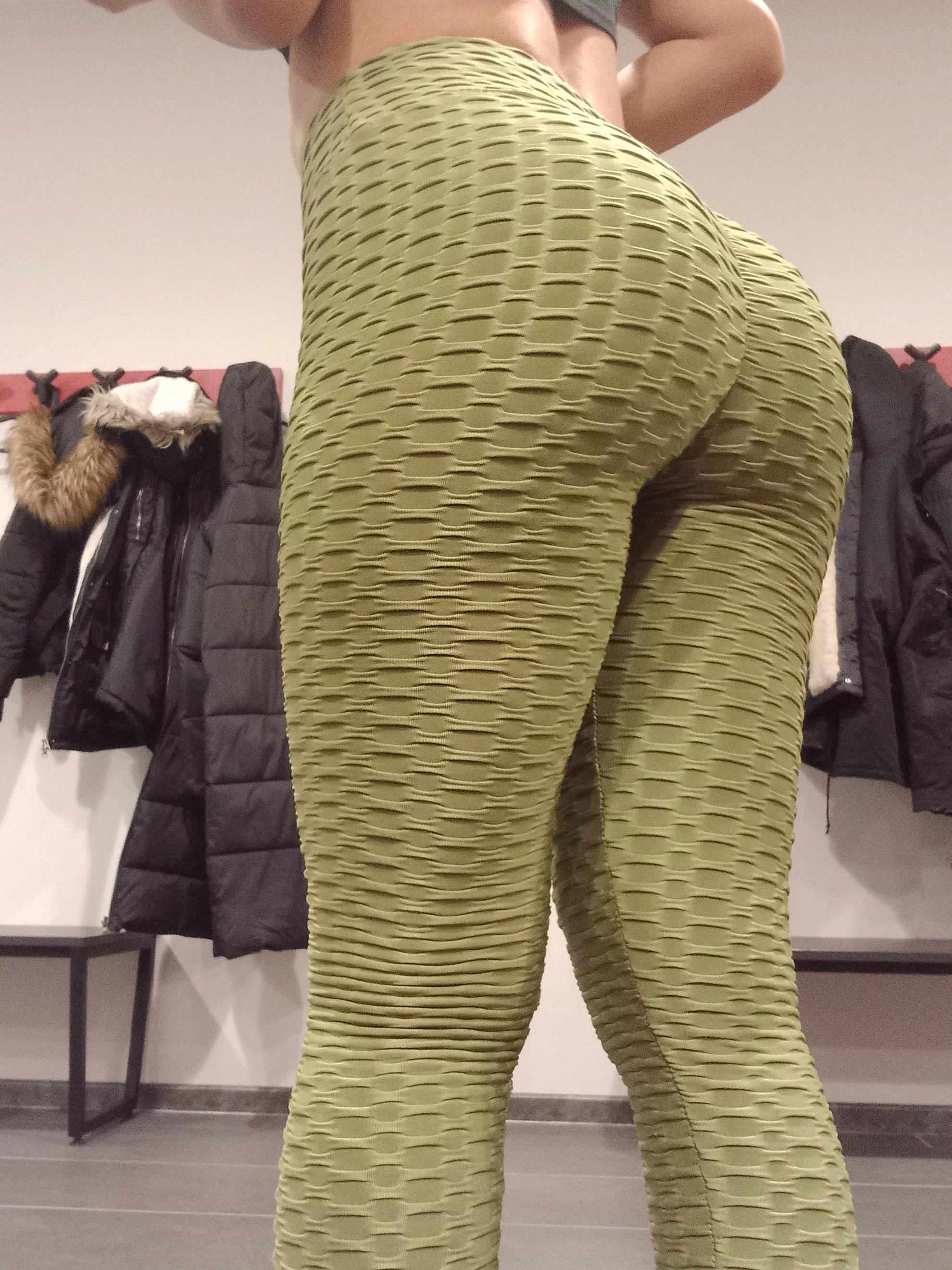 you liked these leggings so here is another one;)