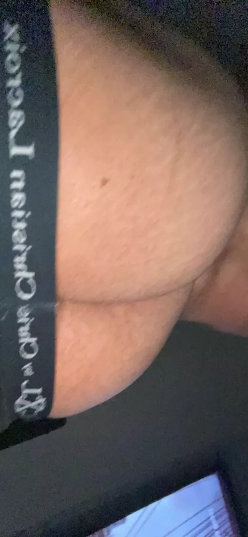 20. If u want thick ass hmu daddy. Snap is jose.obed