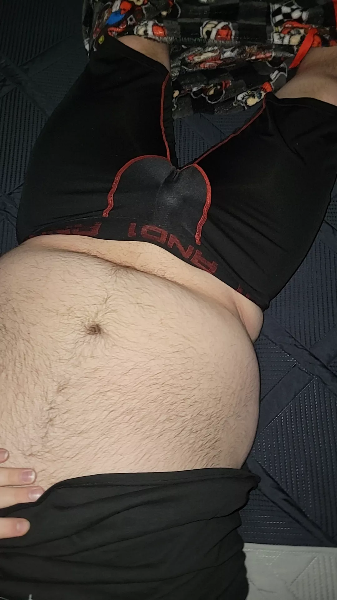 24 chub bearded bott9m looking fir a hairy bearded man for cuddles and fun