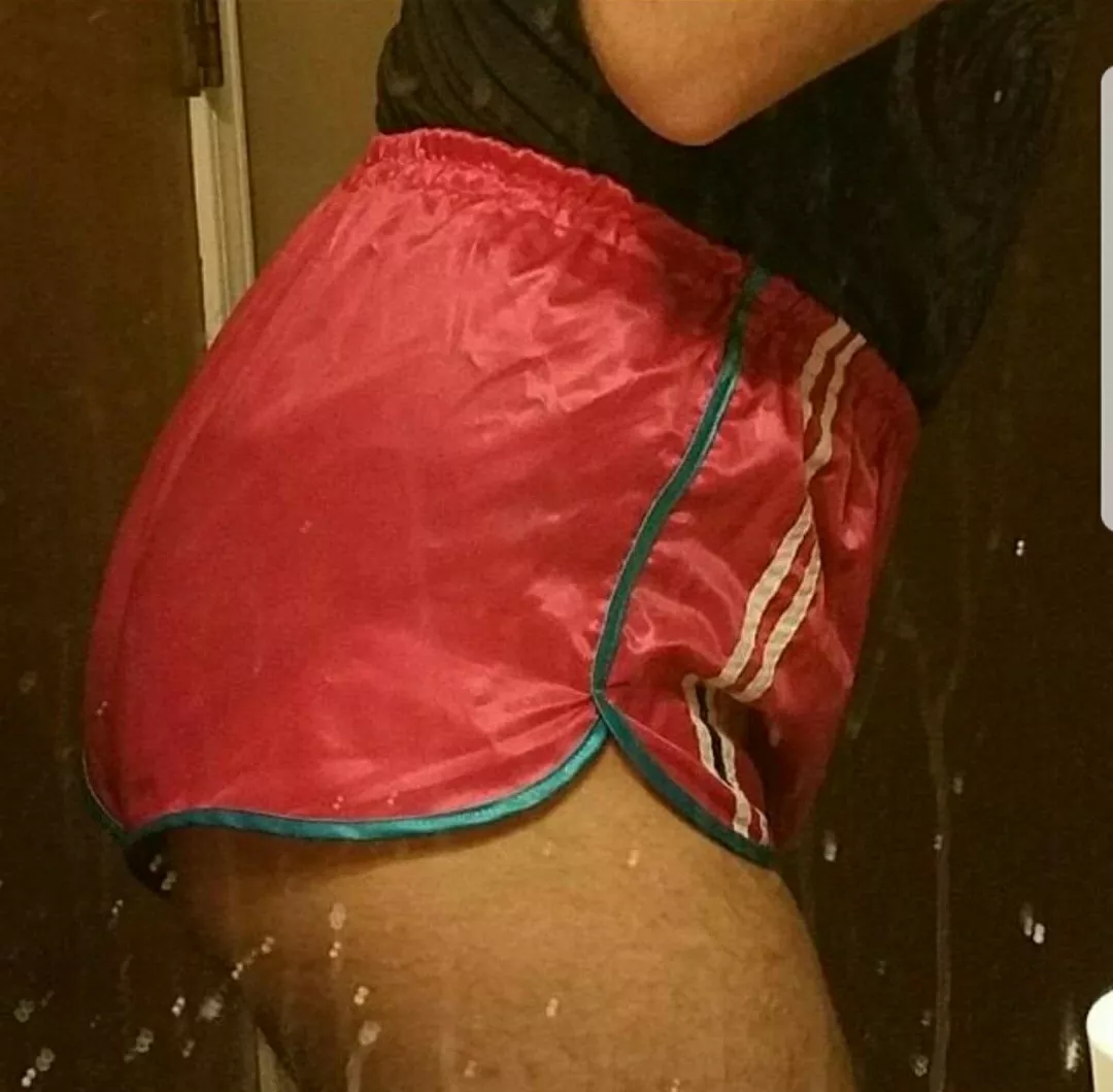 38 Chicago. Degrade me in forced short shorts