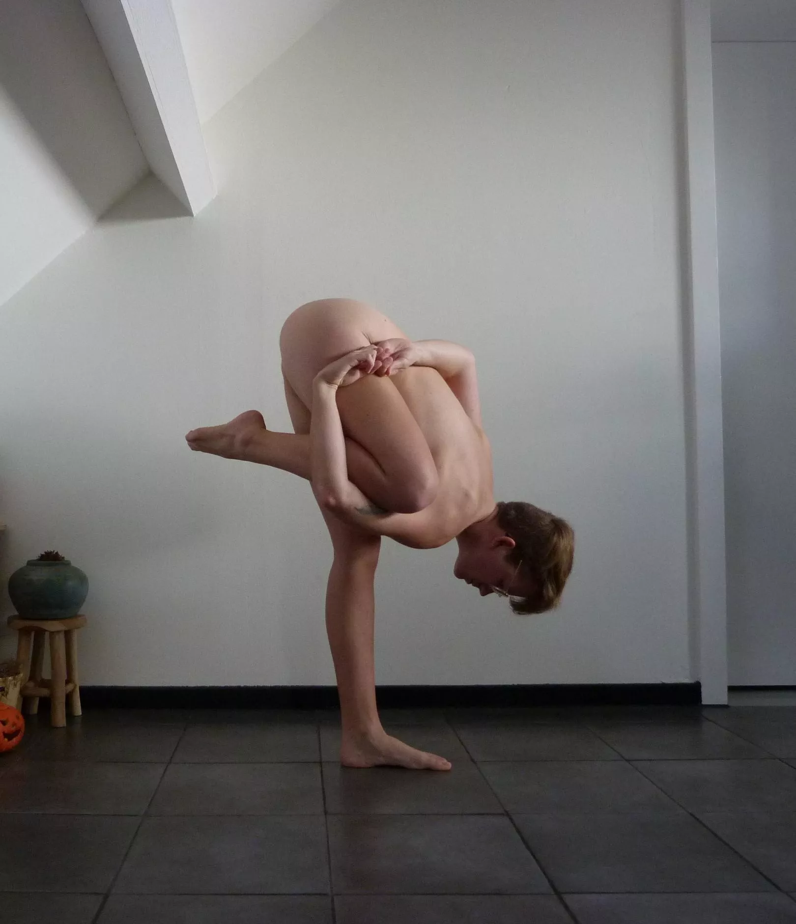 A balance and a fold in one? I love it!