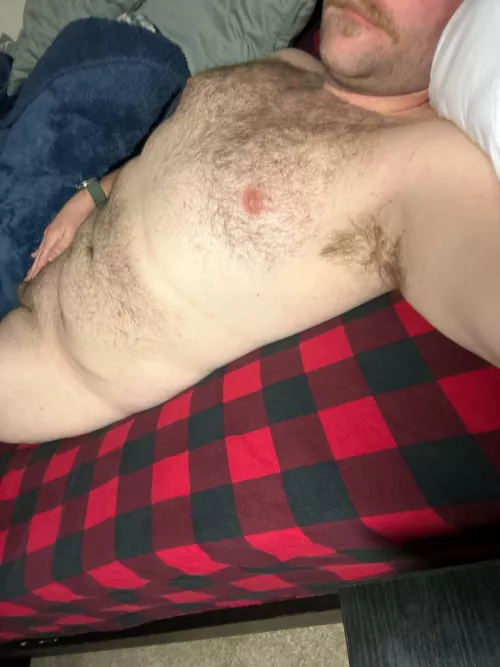 Any masc bros want to cuddle?? Hit me up to chat on snap SC: mascmountainguy +CO +fit