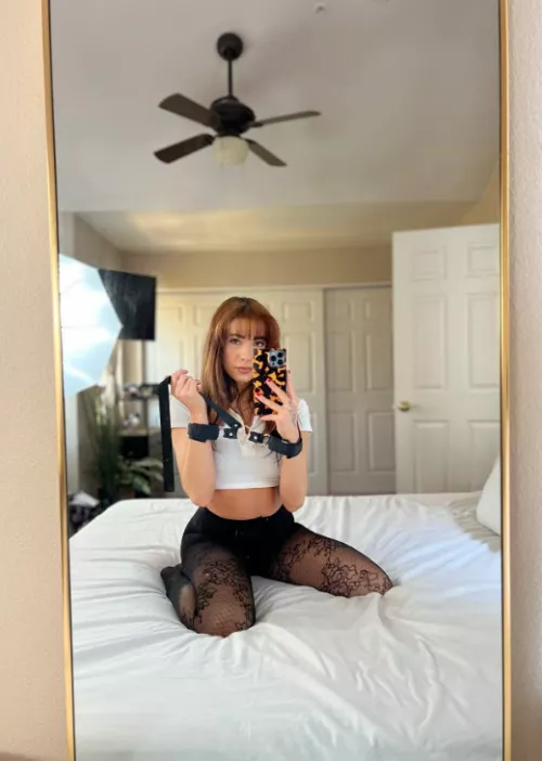 Anybody here wants to join me in bed??