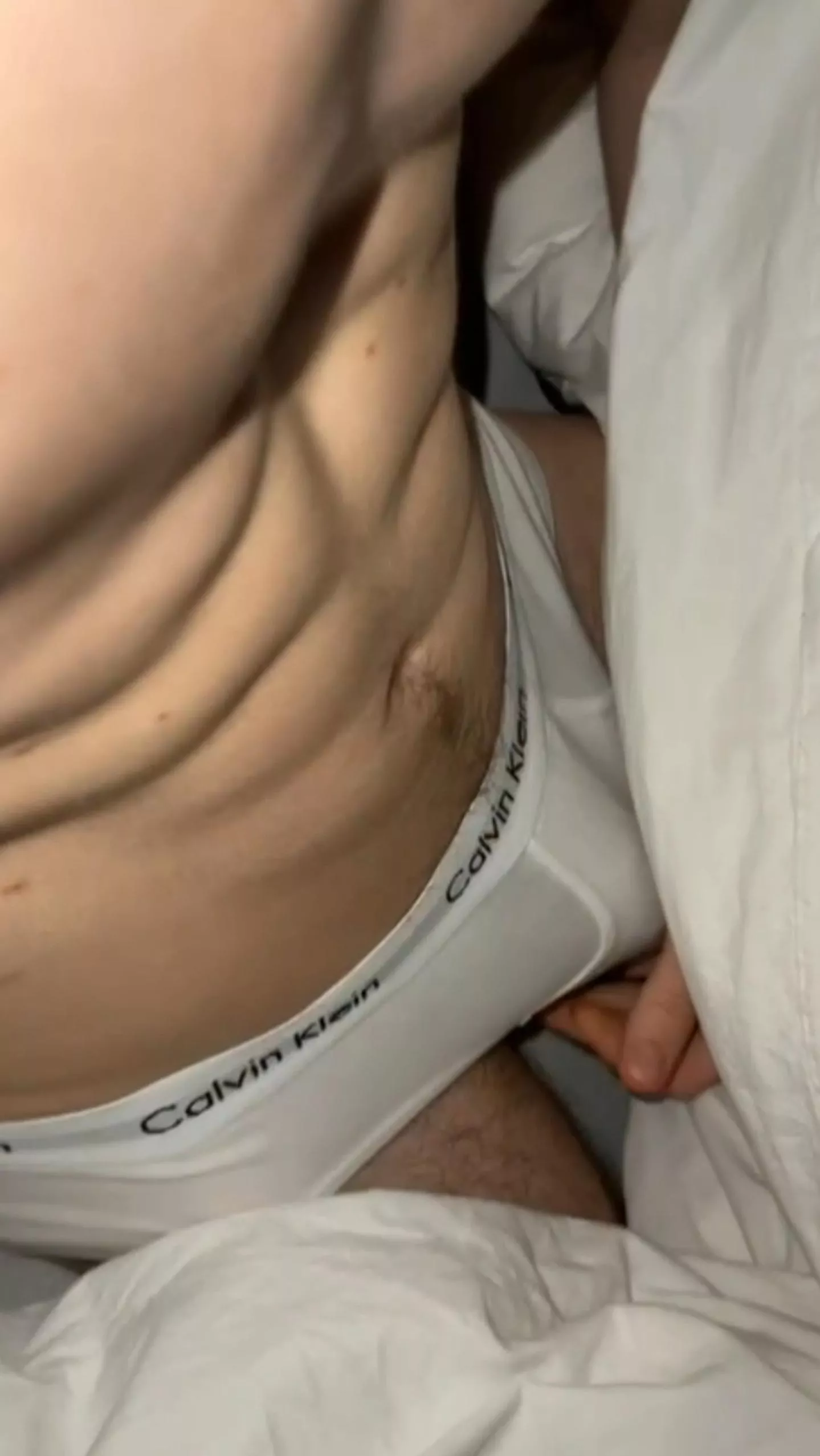 Anyone wanna chat? hmu pls