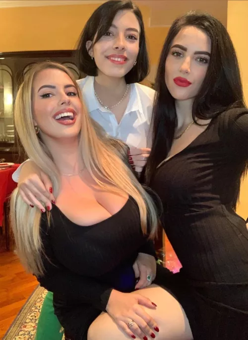 Black doesn't make everyone look bigger