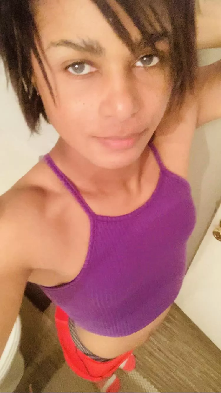 Can a flattie get some love 🥺?