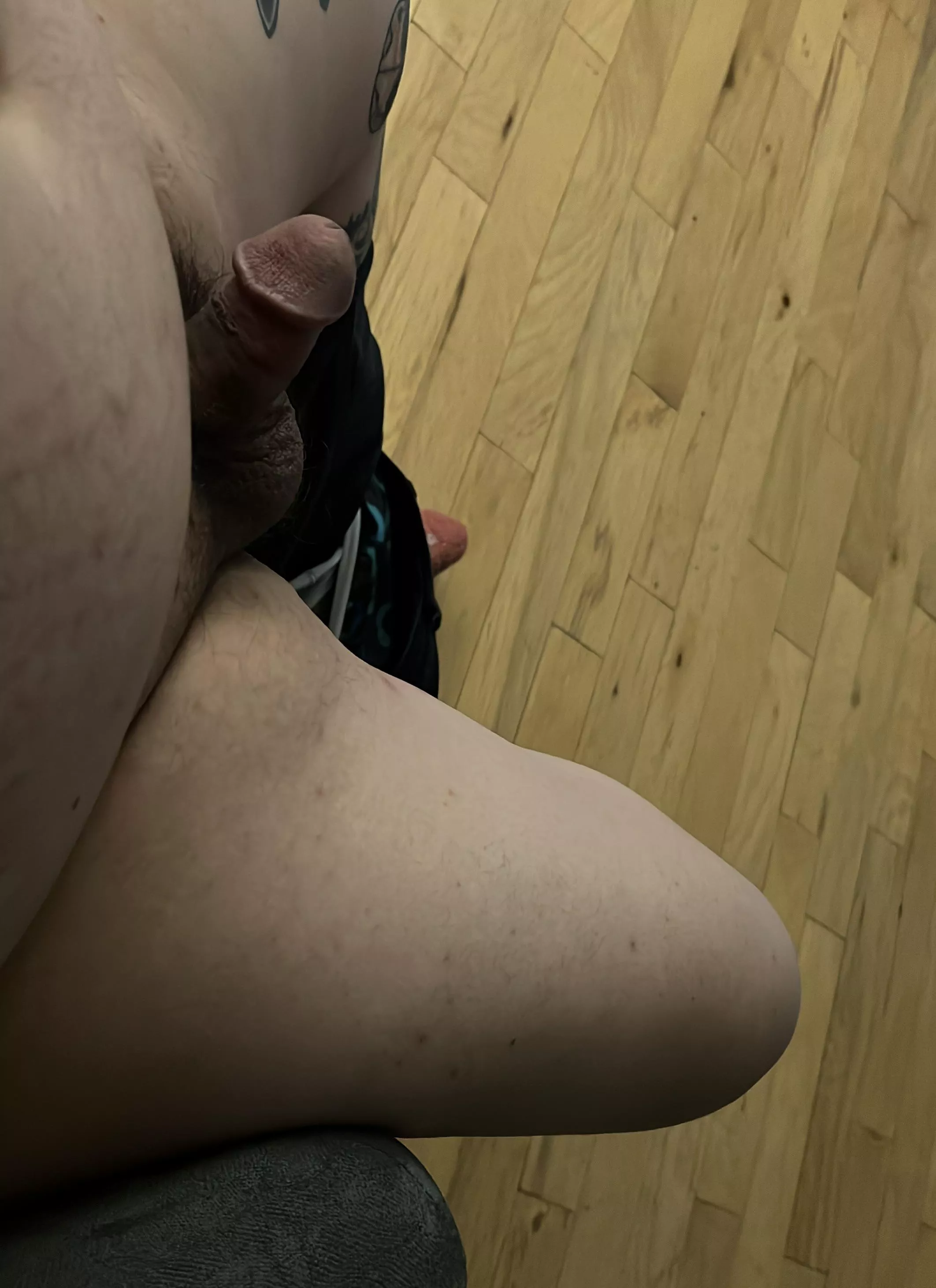Chubby, horny and looking to talk dirty. [m4a]