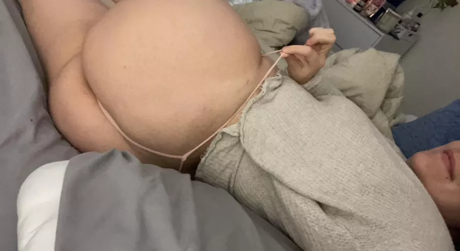 come unwrap your present