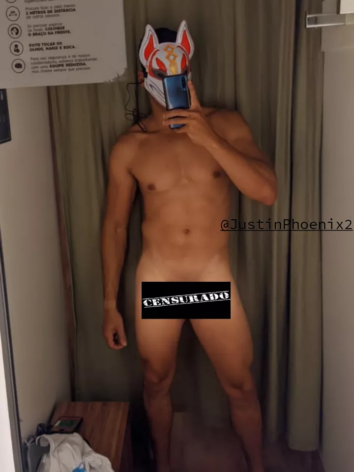 come with me here in the dressing room🦊🔥