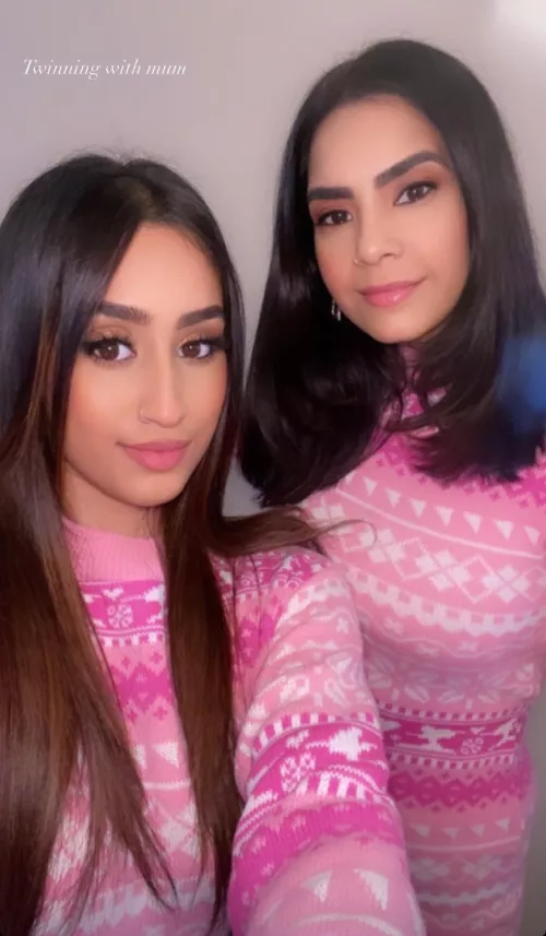 Daughter (left) or mother (right)