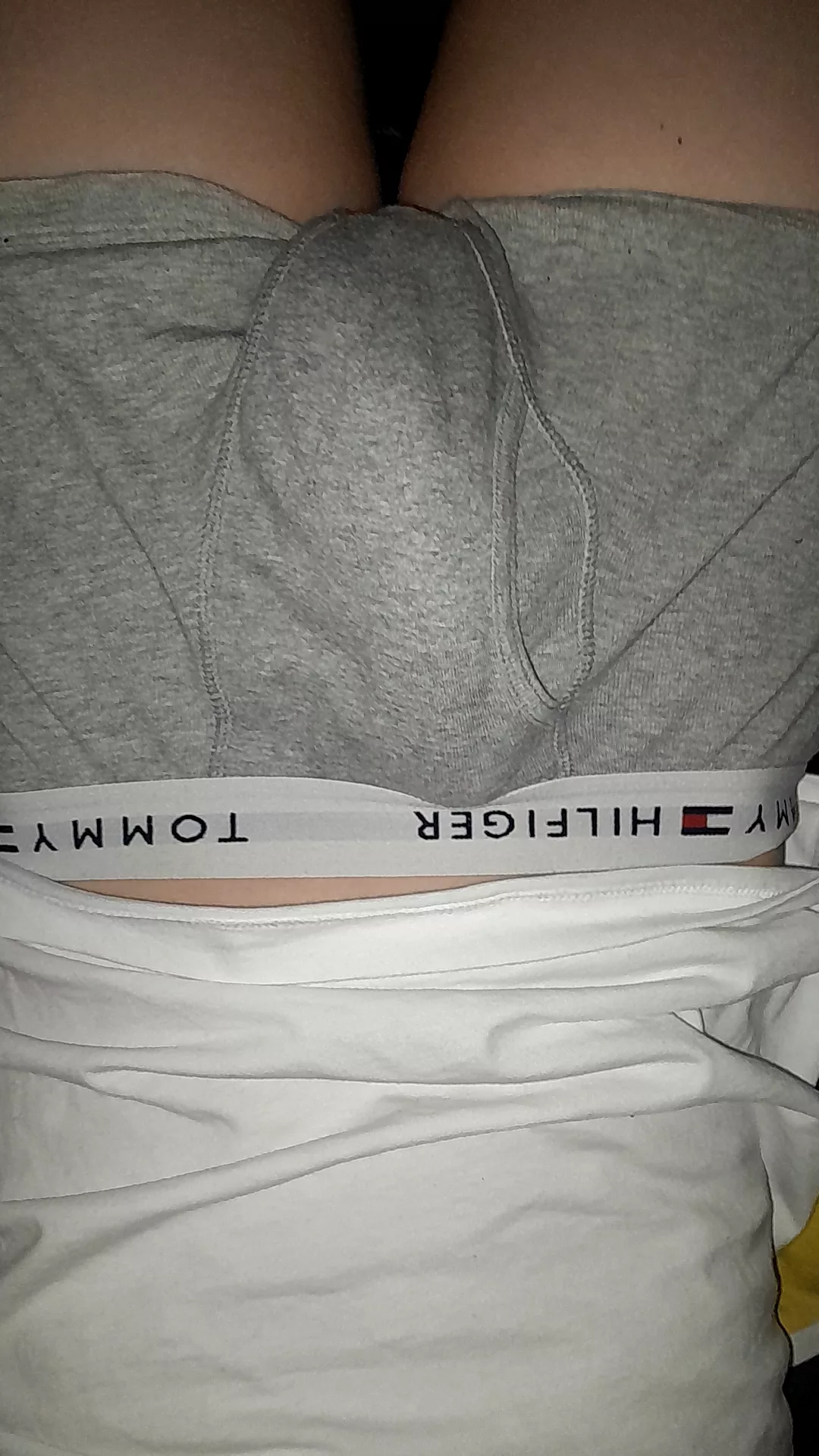 dm me while I'm horney😉