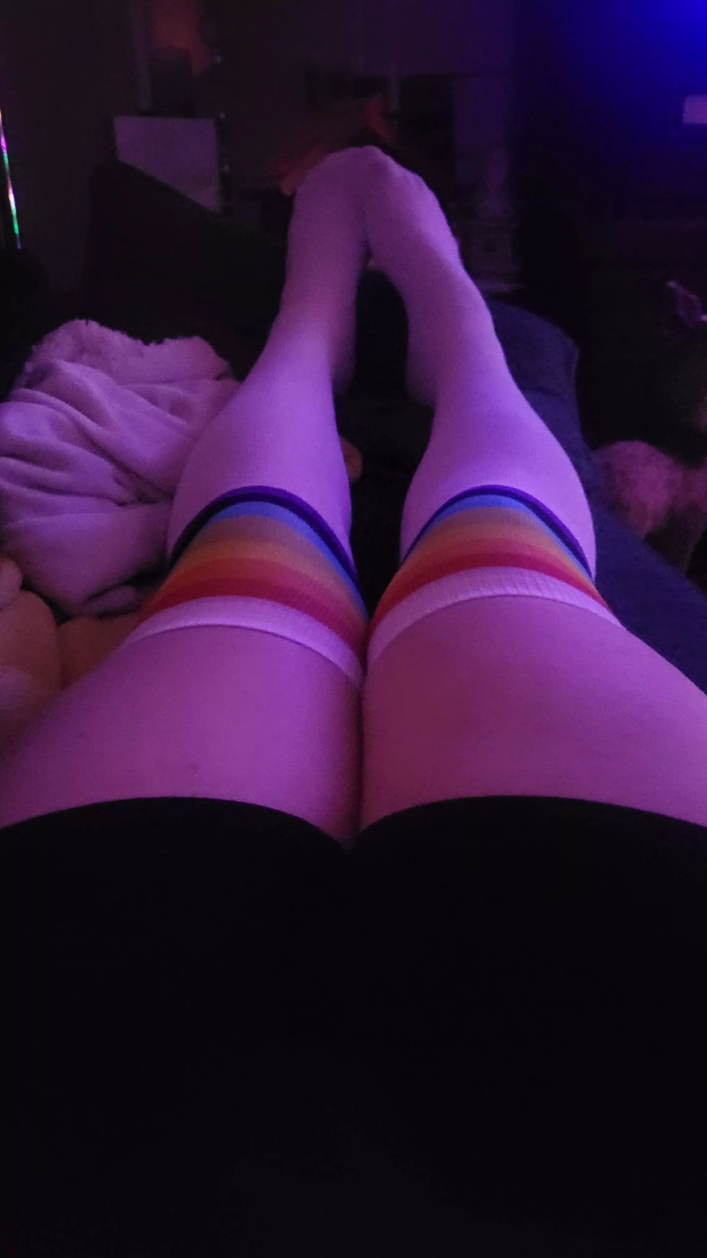 Do you like my new socks? 👉👈