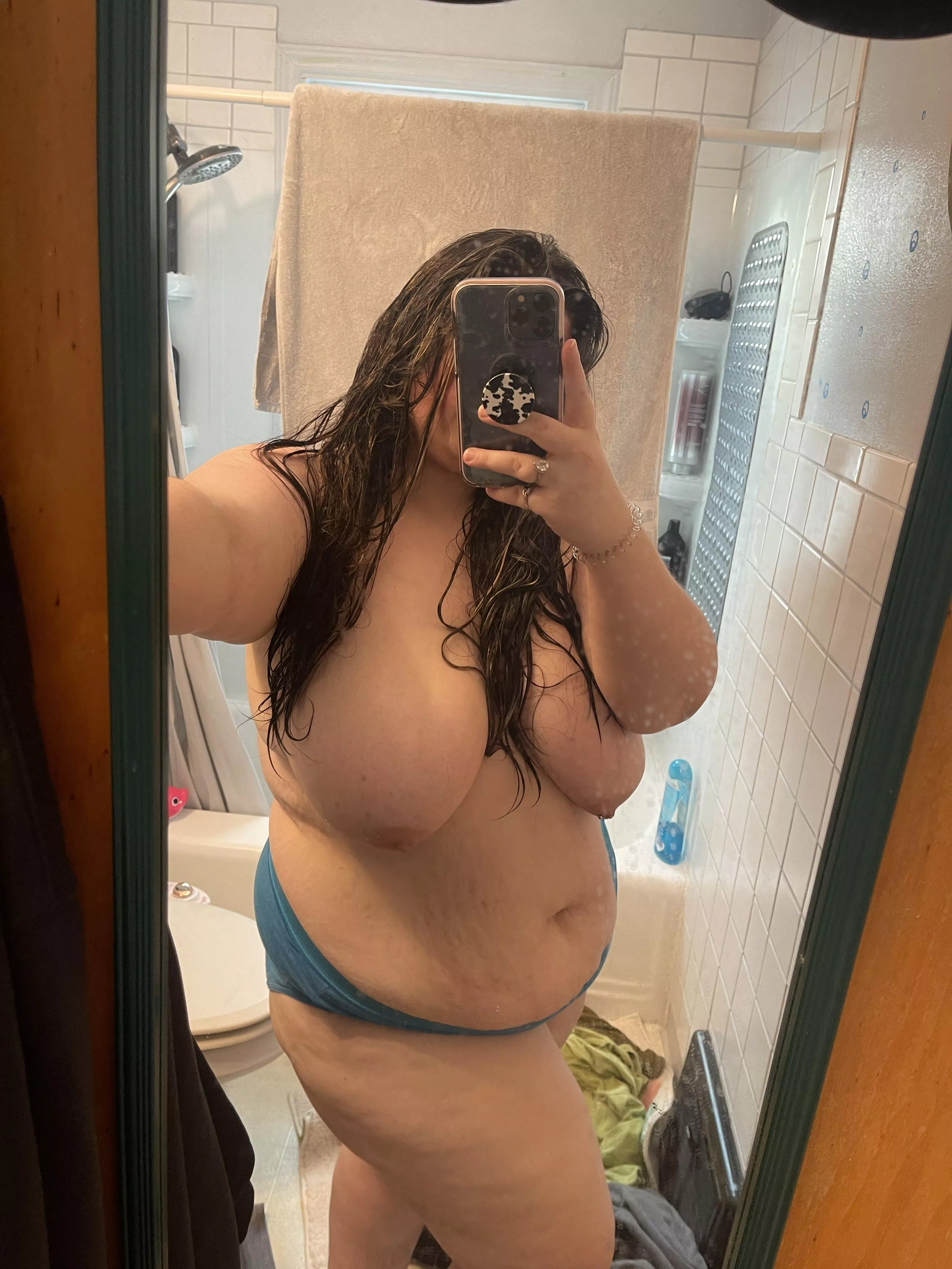 Don’t you wish you could unwrap me for Christmas?