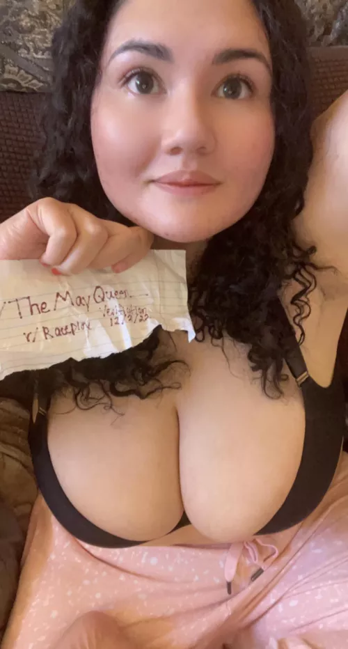 [F] Looking for A Tall Dominant BWC To Breed My Tight Little Mixed Cunny (RP or IRL RP)