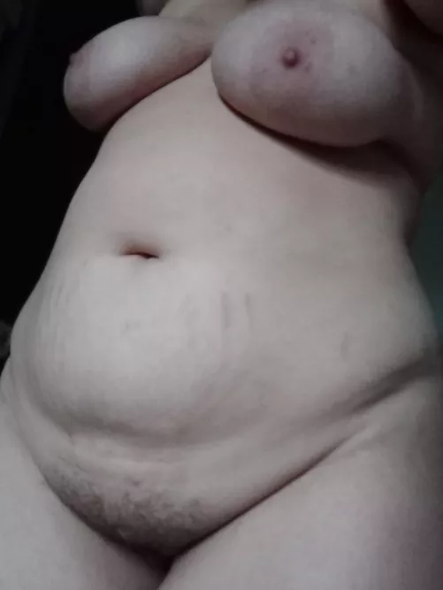 Fill me up pretty please?~💋 (Dm's are open!)