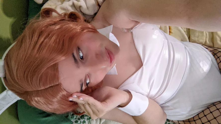 Happy holidays from you lil snow bunny 😘