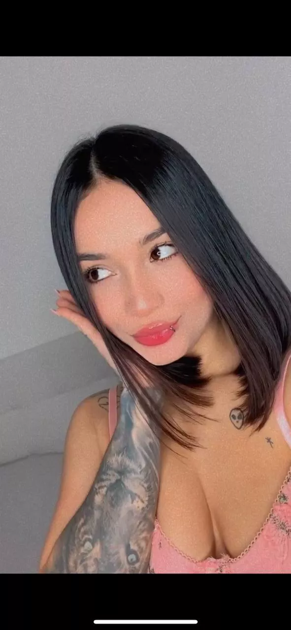 I can’t stop sucking on lollipops today for some reason