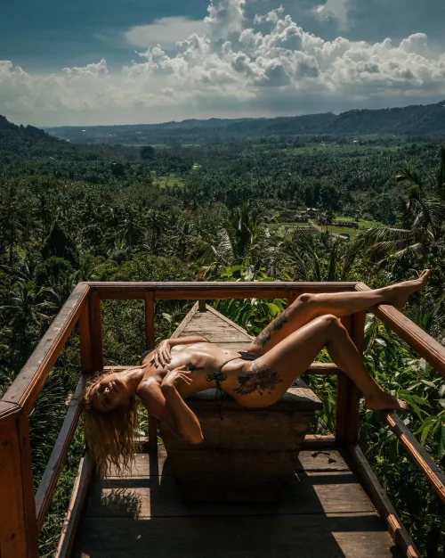 I love it when it's hot