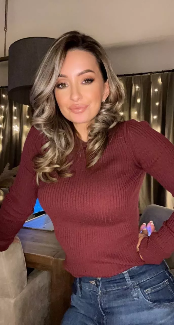 I may look innocent but wait until you meet my naughty side 😈😈