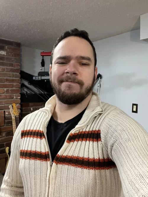 I smoked a Christmas joint and now I’m here to wish you all a merry Christmas/happy holidays. Be safe