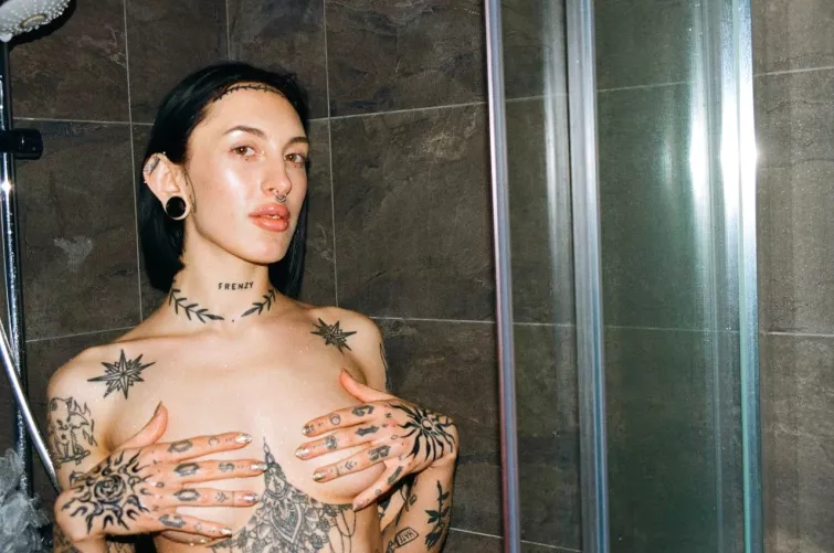 I used to hide my body but now I am hot