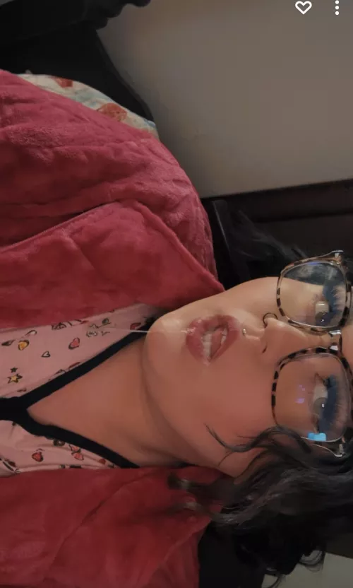 i wanna slobber all over your cock🥰🥵