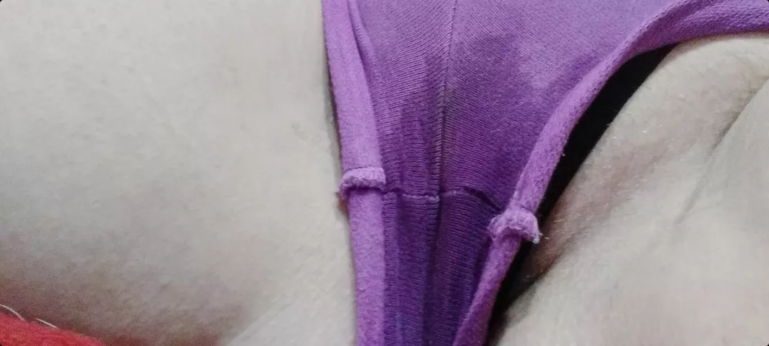 lazy couch wetting on christmas eve 💦