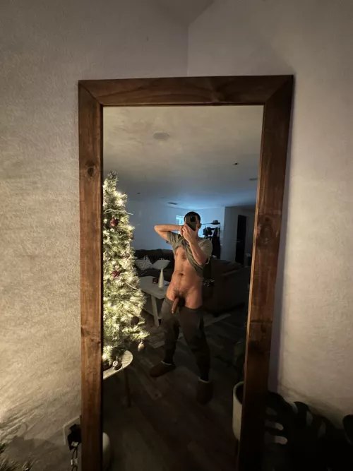 let me stuff your stocking with my candy cane 🎄