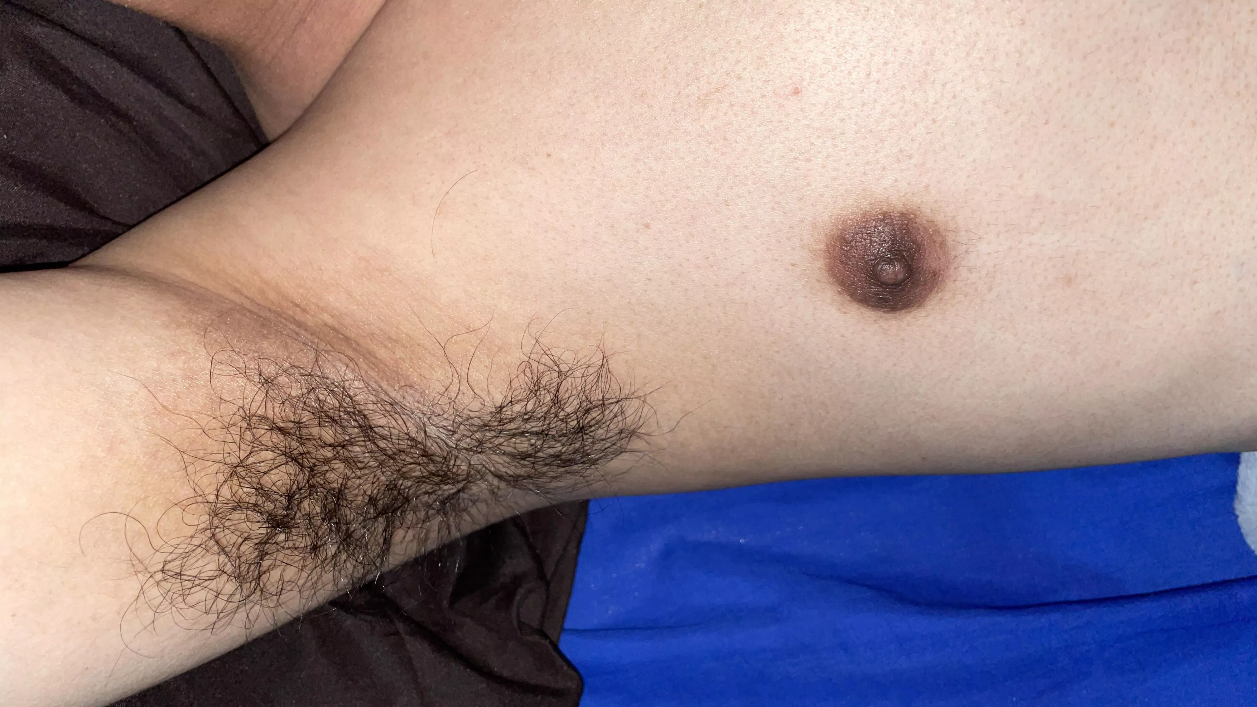 Let my hairy pits tickle your throbbing hard cock till cum
