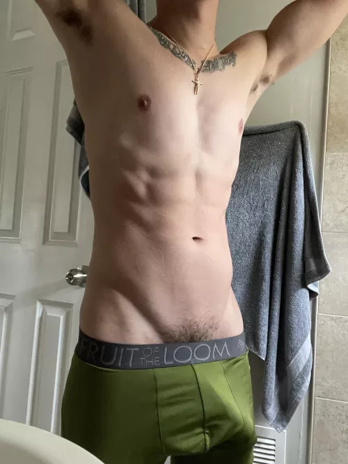 looking for a cute tight pussy to cum & squirt on his dick [29m] chicago burbs