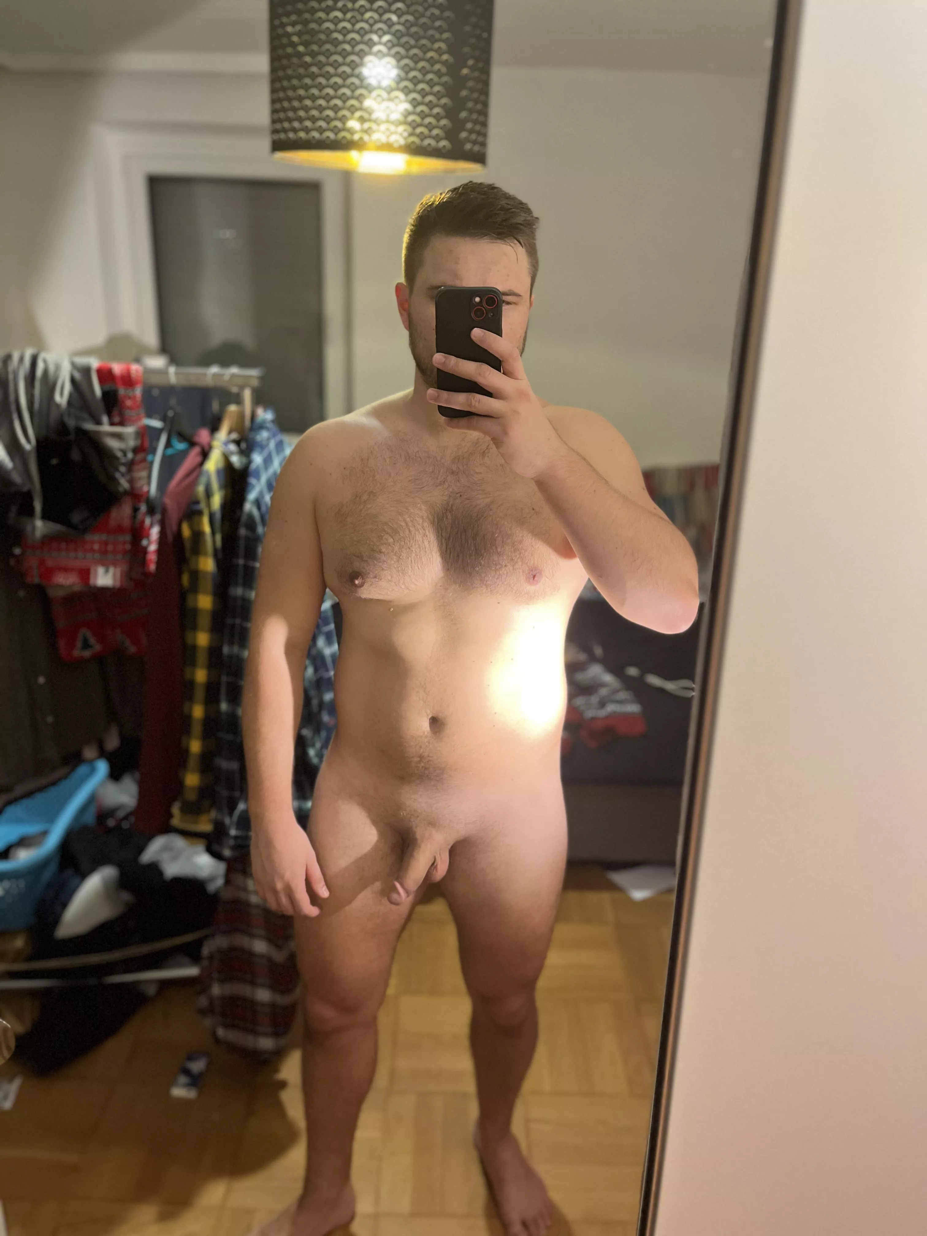 (M) 27 i’ve been insecure about my body my whole life. What does the internet think about me?