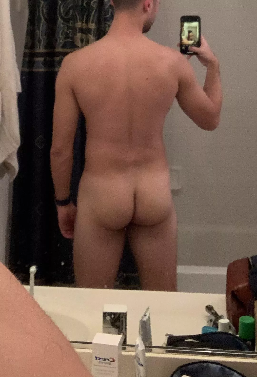 (M 33) how’s the backside lookin?