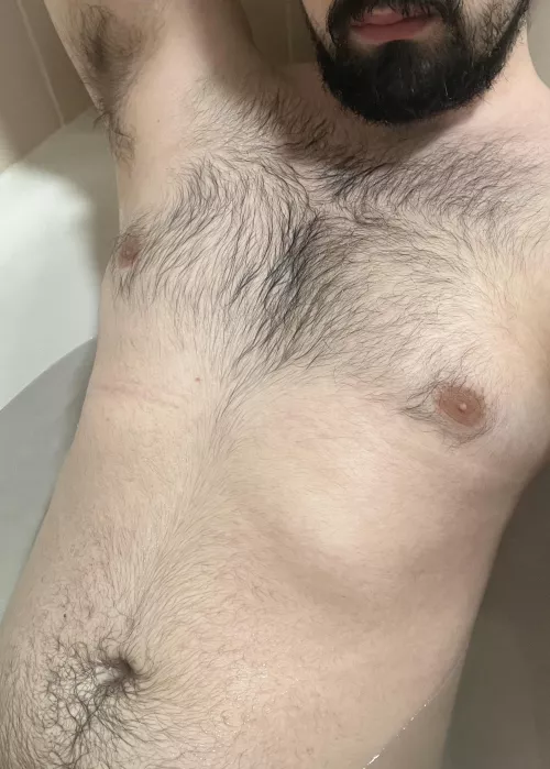 Me in the bath. You should see my bush🌲😈 Dms open 💪🏼