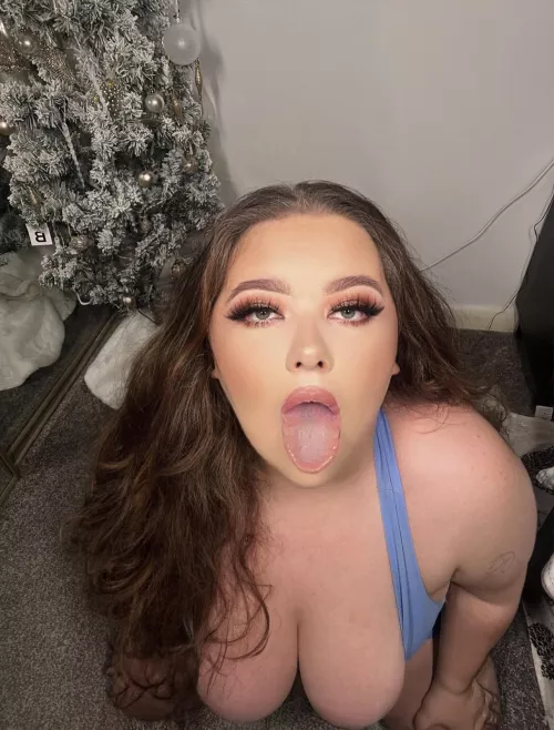 Merry Christmas daddy! Ready for your load 😏