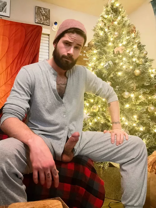 Merry Christmas, ya filthy animals 😏