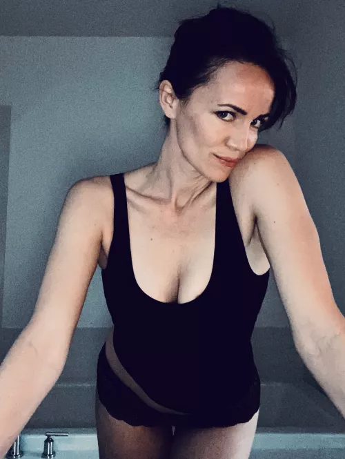 Merry Christmas, you filthy animals! [F]