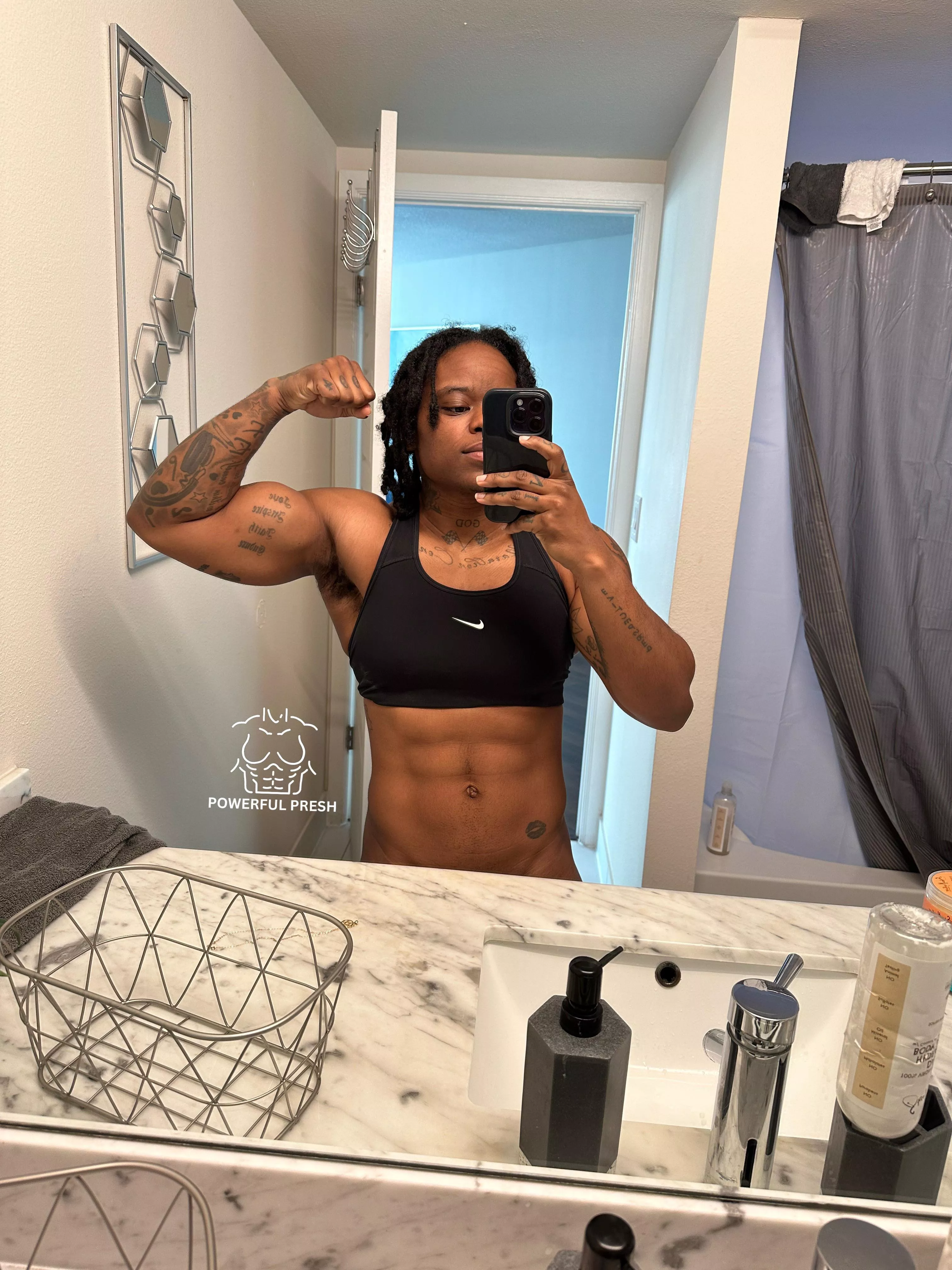 Merry Fitmas 💪🏾🎄