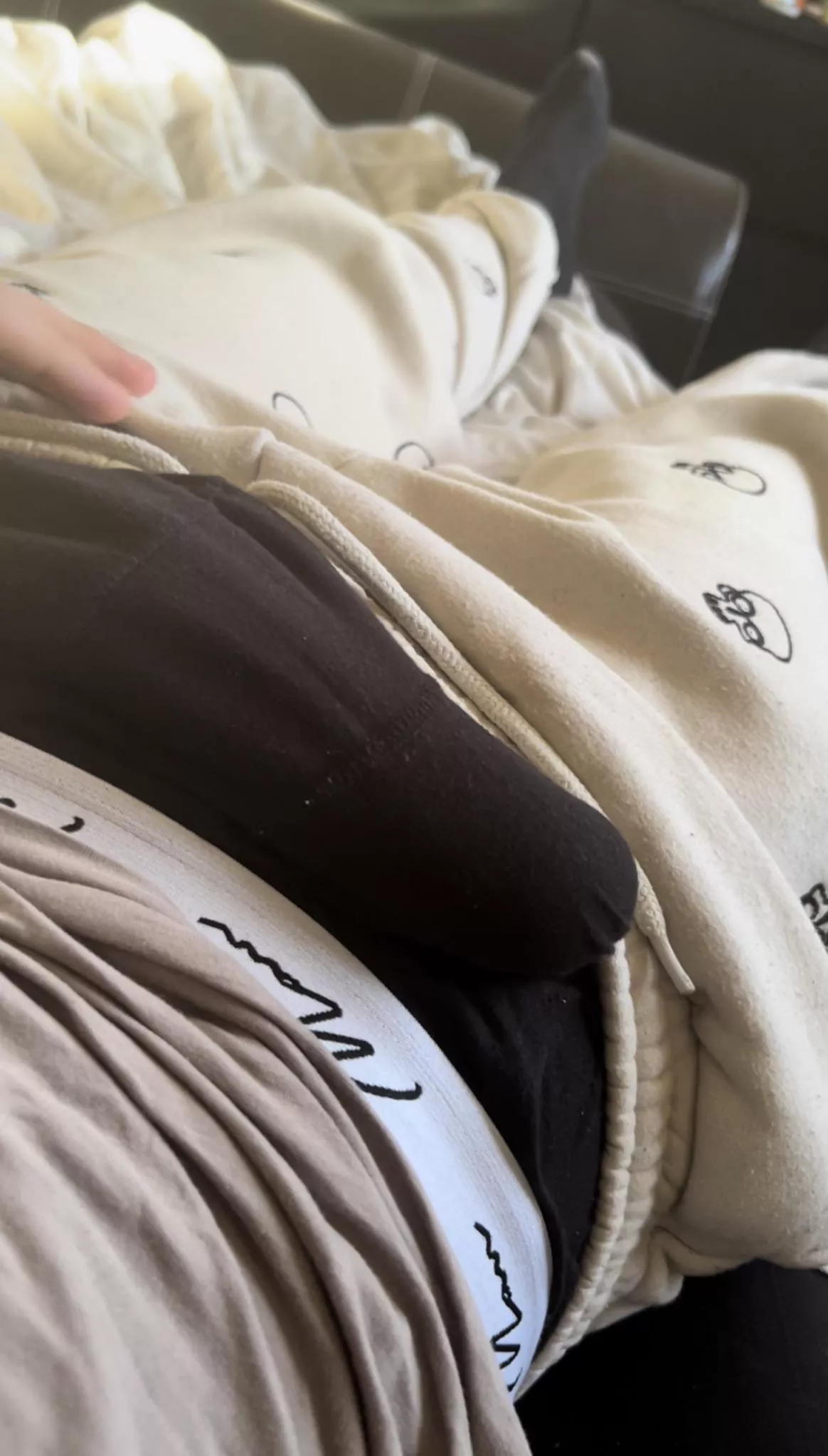 My cock trying to escape. Dms open💦😈