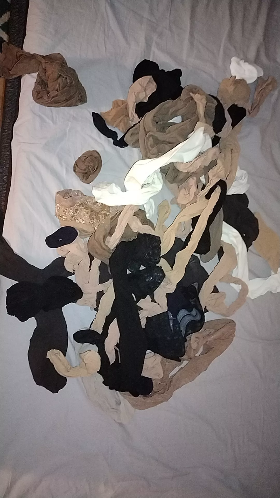 now i have to choose what nylons wear 😅