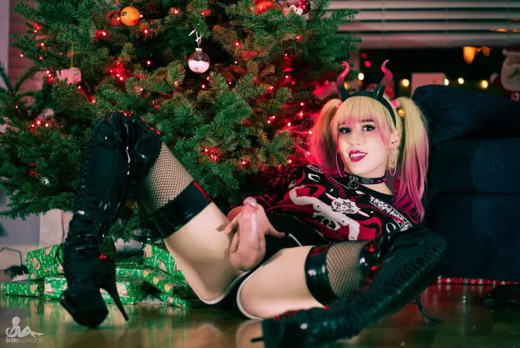 What would you lick first, my boots or my cock? 😈