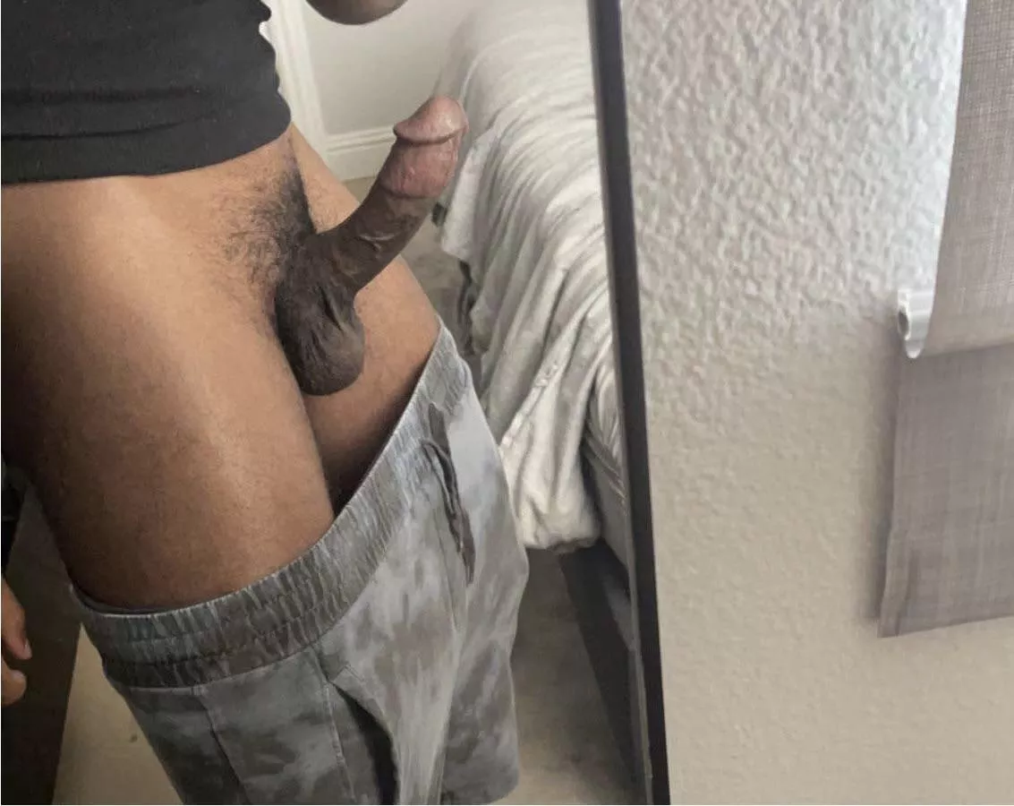 Who wants to bounce on daddy’s cock?