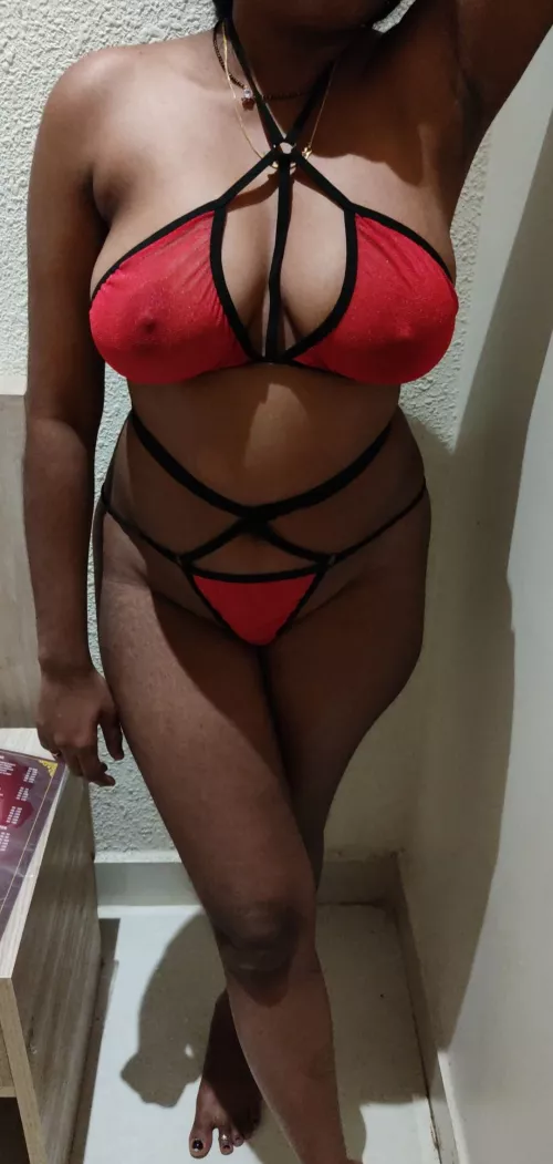 Wish you all a merry Christmas. Hope you like my slutty outfit😜 (F)