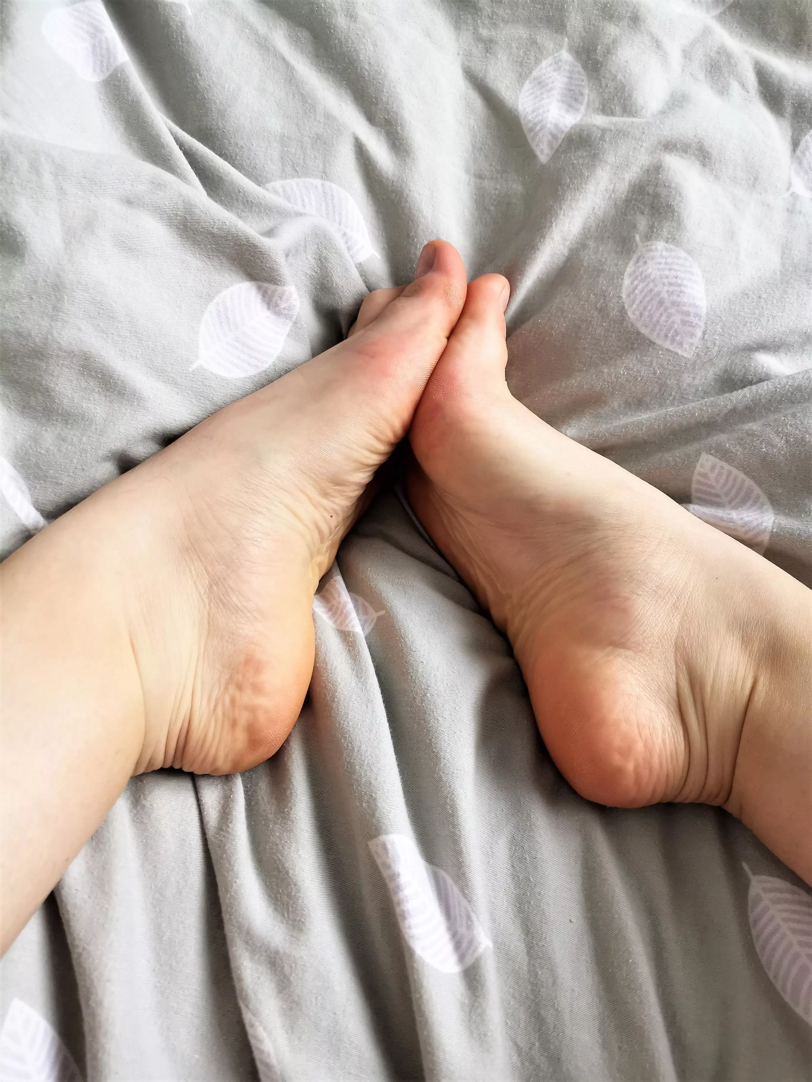 Would you suck my toes?