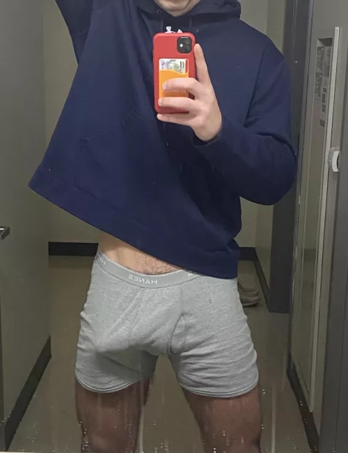 [20] Why you staring at me bro?