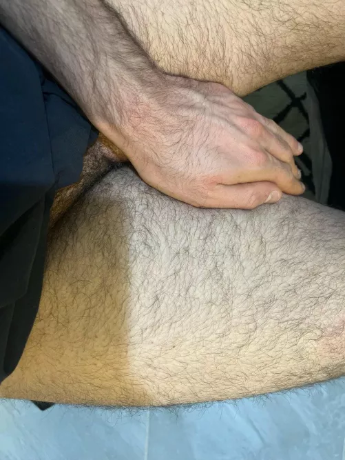 23 m straight/curious, finally shaved my balls ( after almost 6-7 months) and I need an attentive eye to evaluate if I was successful at it. My balls and junk certainly look fuller though. Message me on here or on snap: khansrival